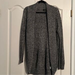 Dynamite Gray Cardigan super soft. Knit.  size L